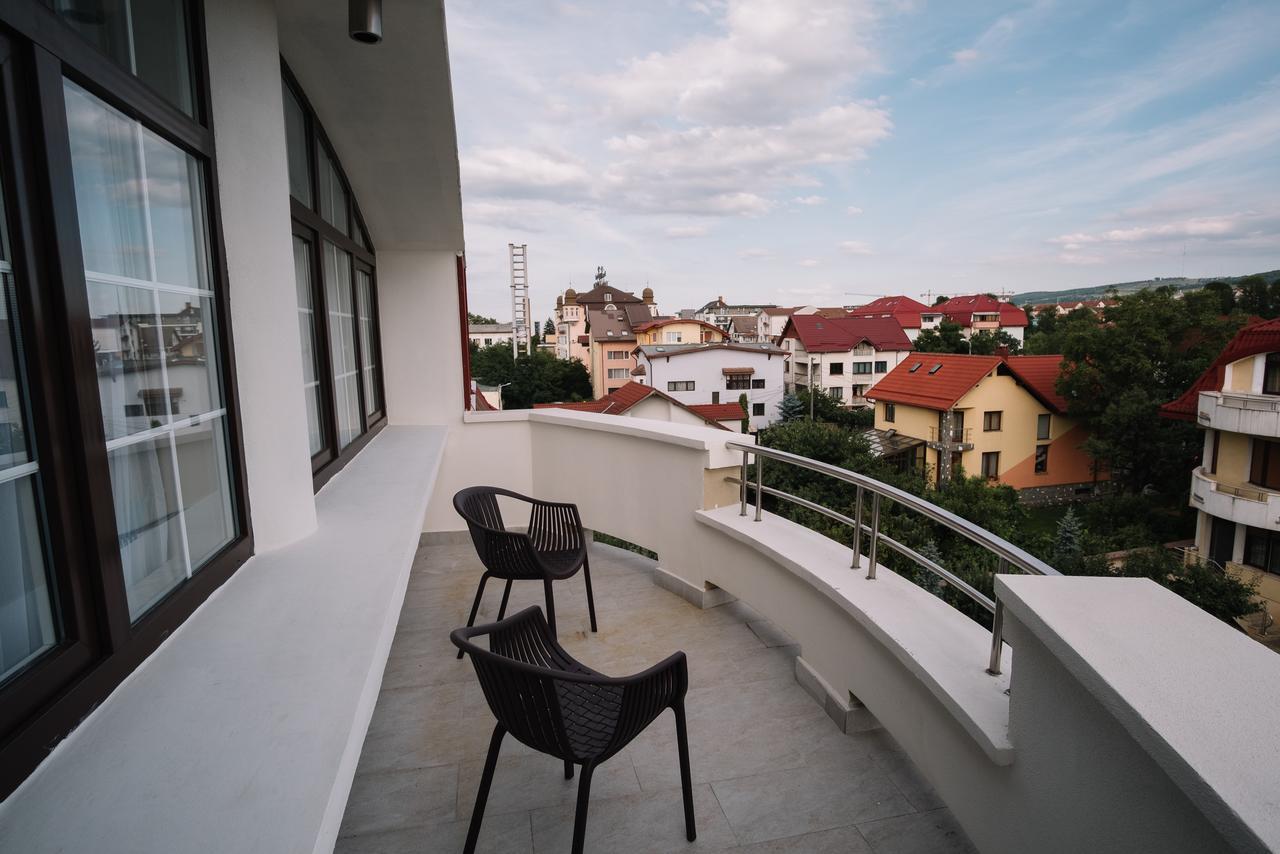 Norm Hill Hotel Cluj-Napoca Exterior photo